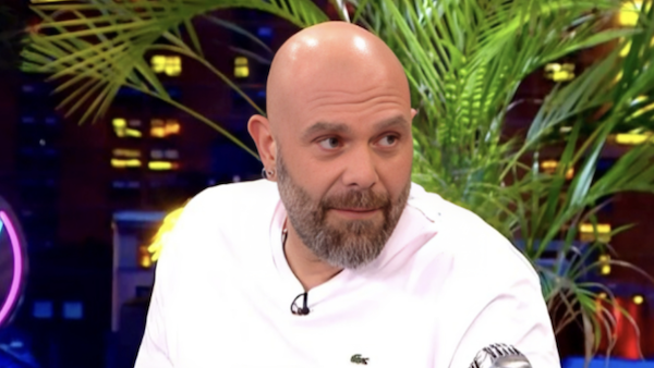 Stavento για Ήβη Αδάμου: “Θεωρώ τρελή παλικαριά το ότι ήρθε να μείνει στην Αλεξανδρούπολη – Νιώθω ότι της έκανε καλό”
