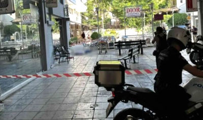 Τραγωδία στην Ξάνθη: Γνωστός γιατρός σκοτώθηκε πέφτοντας από τον 3ο όροφο Τραγωδία στην Ξάνθη: Γνωστός γιατρός σκοτώθηκε πέφτοντας από τον 3ο όροφο