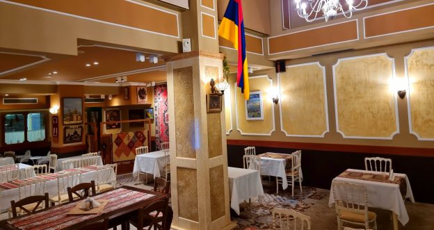 Αφιέρωμα στο Αρμένικο οικογενειακό εστιατόριο «Χόβολη» στην Αλεξανδρούπολη – Φωτογραφίες