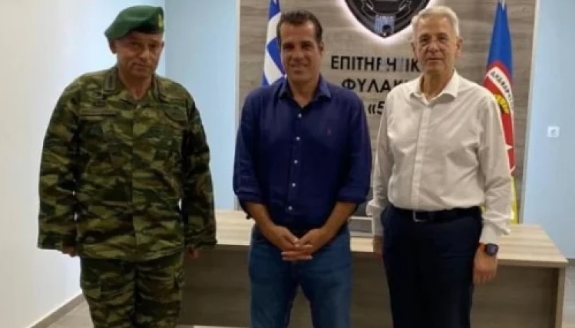 Θ. Πλεύρης – Περιοδεία στον Έβρο: «Βασική μας προτεραιότητα είναι η πάταξη της λαθρομετανάστευσης» Θ. Πλεύρης – Περιοδεία στον Έβρο: «Βασική μας προτεραιότητα είναι η πάταξη της λαθρομετανάστευσης»