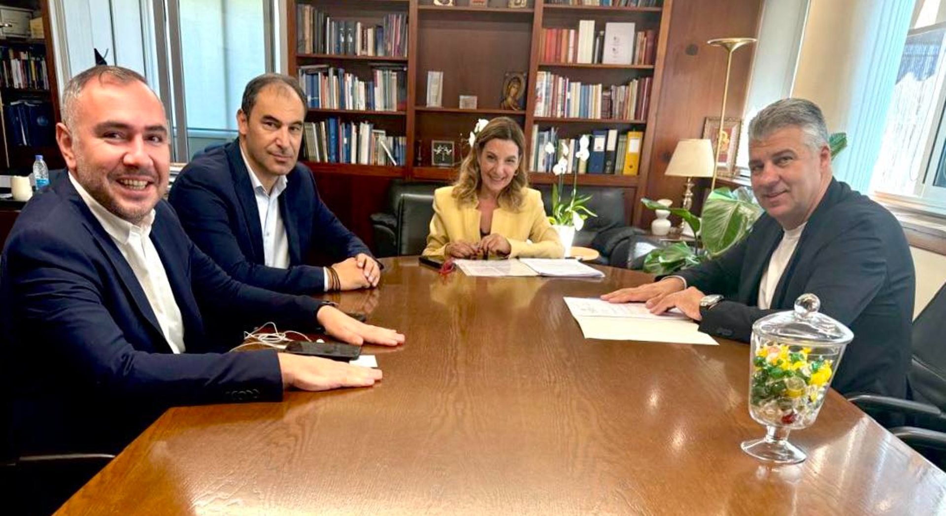 Αίτημα της ΠΑΜΘ για την παραχώρηση ακινήτου της ΔΥΠΑ στην Ξάνθη, για την ανέγερση κλειστού σταδίου στίβου Αίτημα της ΠΑΜΘ για την παραχώρηση ακινήτου της ΔΥΠΑ στην Ξάνθη, για την ανέγερση κλειστού σταδίου στίβου