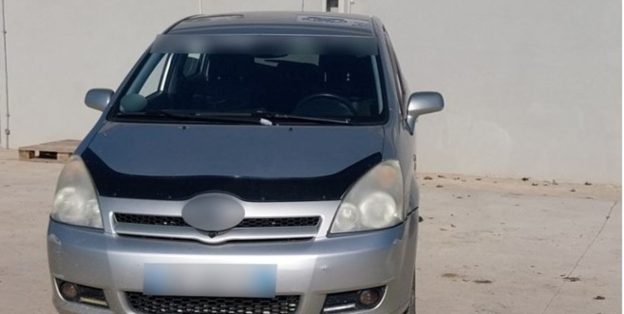 Έβρος: συνεχίζονται οι συλλήψεις διακινητών μεταναστών – χειροπέδες σε άλλα 2 άτομα Έβρος: συνεχίζονται οι συλλήψεις διακινητών μεταναστών – χειροπέδες σε άλλα 2 άτομα