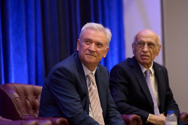 Ο Δήμος Αλεξανδρούπολης τίμησε τους, Γεώργιο Αλεξανδρή και Τριαντάφυλλο Αρβανιτίδη Ο Δήμος Αλεξανδρούπολης τίμησε τους, Γεώργιο Αλεξανδρή και Τριαντάφυλλο Αρβανιτίδη