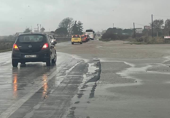 Αλεξανδρούπολη: έντονη βροχόπτωση – διακοπή κυκλοφορίας στην περιοχή του αεροδρομίου