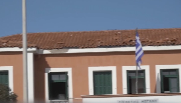 Καταρρέει το Δικαστικό Μέγαρο Αλεξανδρούπολης – εκτεταμένες ζημιές στο κτίριο και στη στέγη