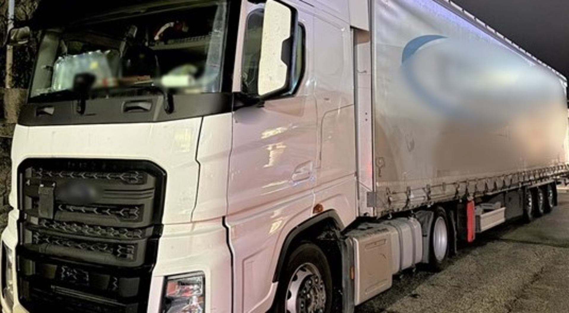 Σύλληψη άνδρα στον Έβρο – Ήταν διακινητής μεταναστών, ενώ μετέφερε και λαθραία τσιγάρα