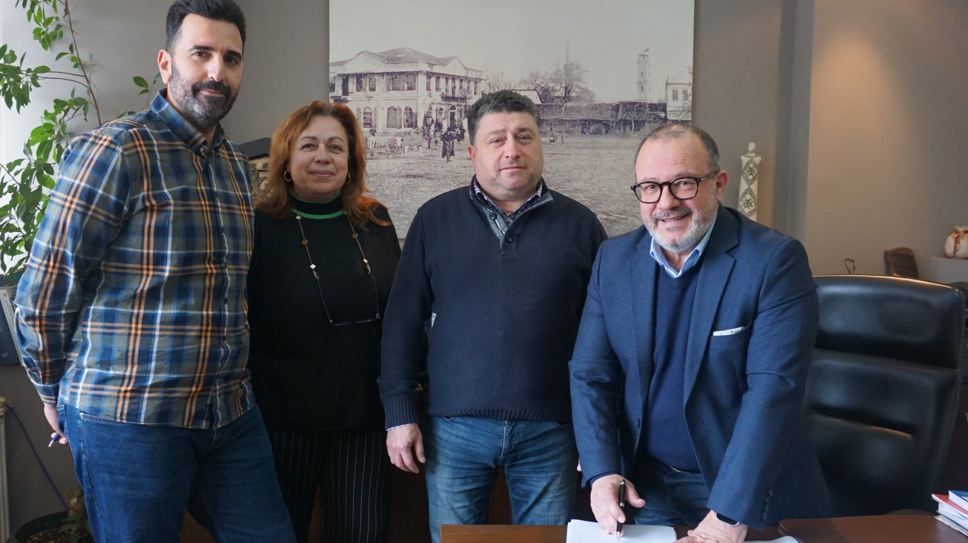 Νέα σύμβαση για έργα συντήρησης εσωτερικής οδοποιίας σε οικισμούς του Δήμου Κομοτηνής