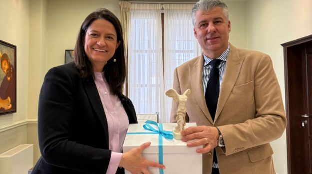 ΠΑΜΘ: «συνάντηση Τοψίδη με Κεραμέως για δύο νέα προγράμματα που στοχεύουν στην ενίσχυση της απασχόλησης»