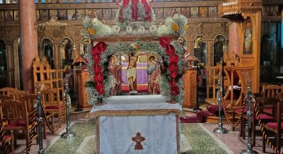 Σαμοθράκη: εικόνες από τον επιτάφιο της Παναγίας Καμαριώτισσας Σαμοθράκη: εικόνες από τον επιτάφιο της Παναγίας Καμαριώτισσας