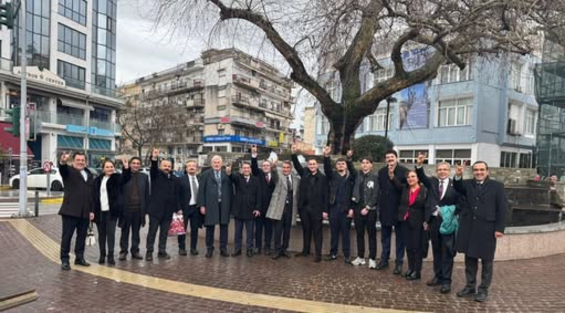 Μπλόκο στον Έβρο για ανώτατο στέλεχος του τουρκικού εθνικιστικού κόμματος Μπλόκο στον Έβρο για ανώτατο στέλεχος του τουρκικού εθνικιστικού κόμματος
